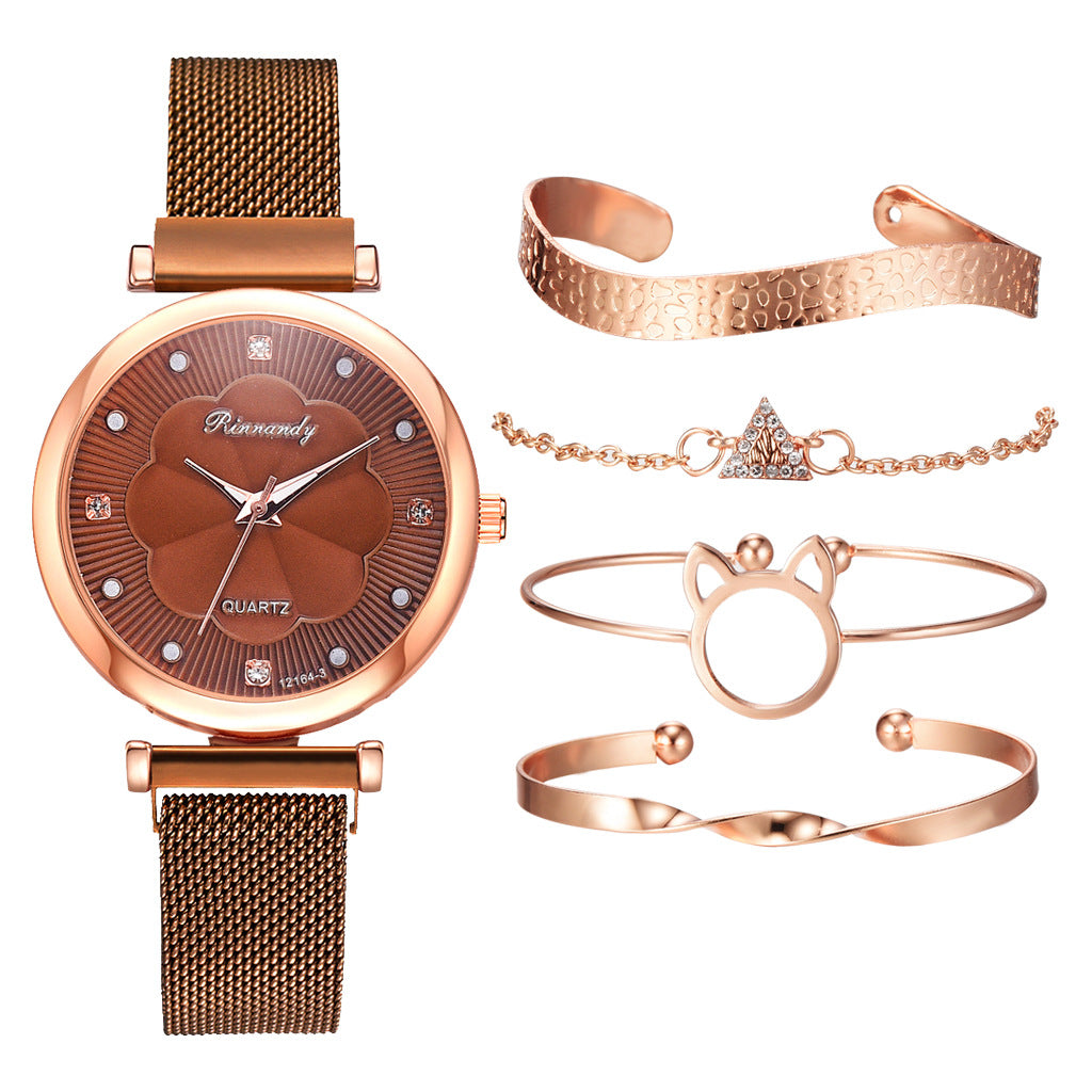 Mesh Strap Flower Dial Watch – Elegant Women’s Quartz Wristwatch