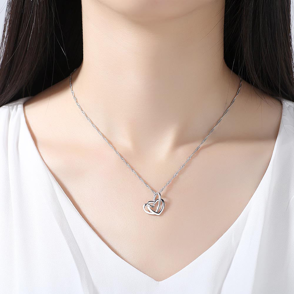 Double Heart Clavicle Necklace – Elegant Women’s Jewelry