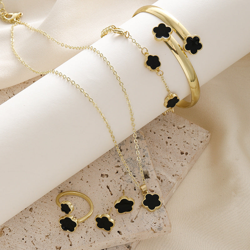 Lucky Flower 5-Piece Jewelry Set – Necklace & Accessories for Women