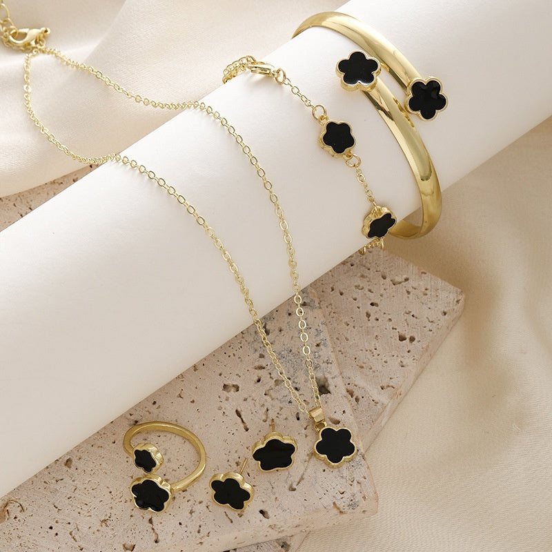 Lucky Flower 5-Piece Jewelry Set – Necklace & Accessories for Women