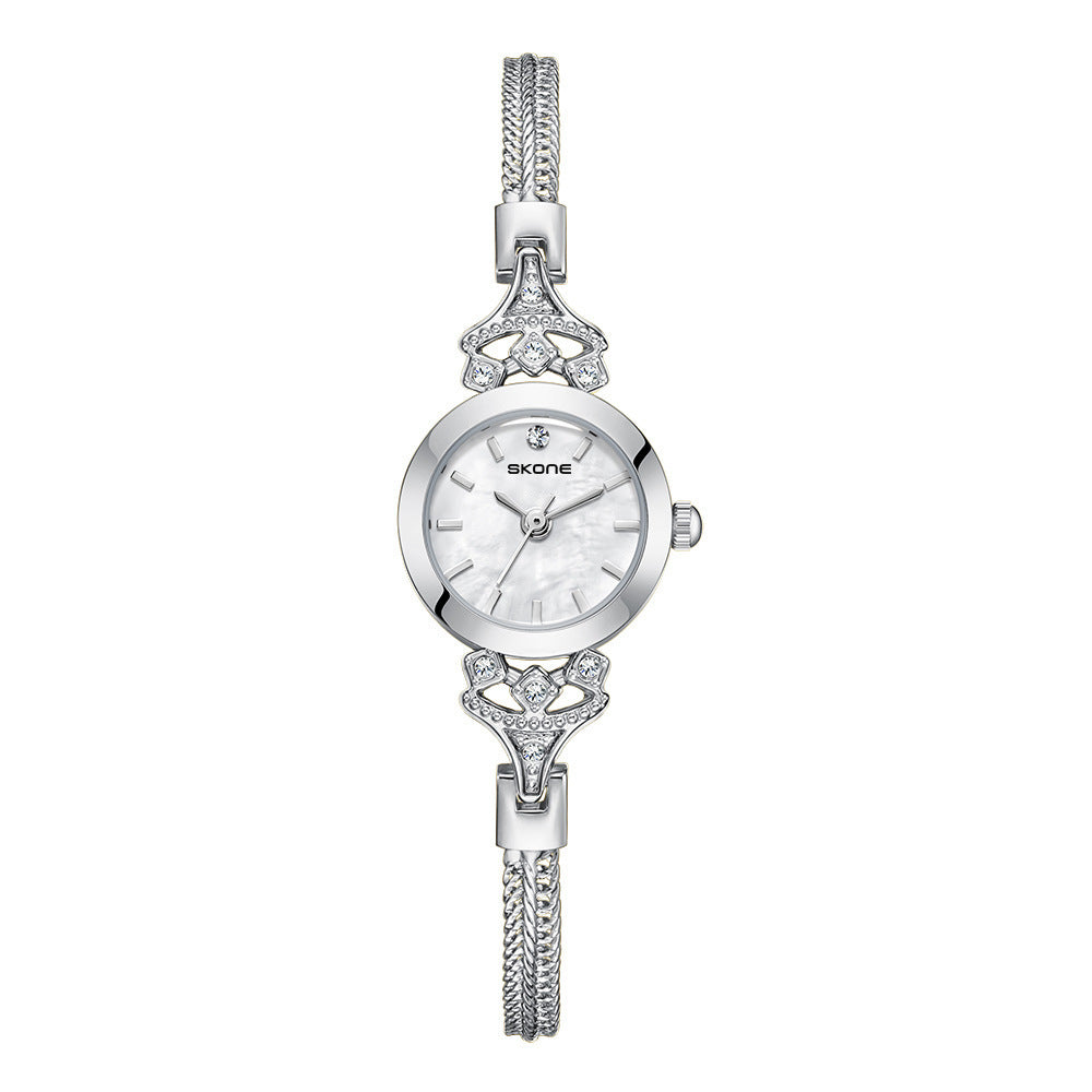 Exquisite Waterproof Quartz Watch – Elegant Women’s Wristwatch